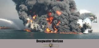 Explosion d'une plateforme pétrolière en 2010 : golfe du Mexique