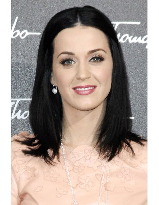 Variante Albinisme de type OCA 3,4,5 : chez les blancs :peau blanche, cheveux, yeux marrons à foncés, noirs